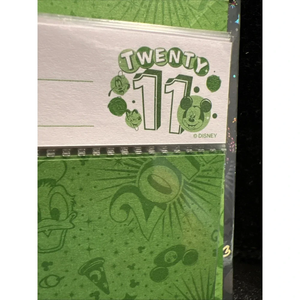 2011‎ WALT DISNEY WORLD MICKEY MOUSE PHOTO ALBUM 100 4 X 6 TRAVEL SOUVENIR